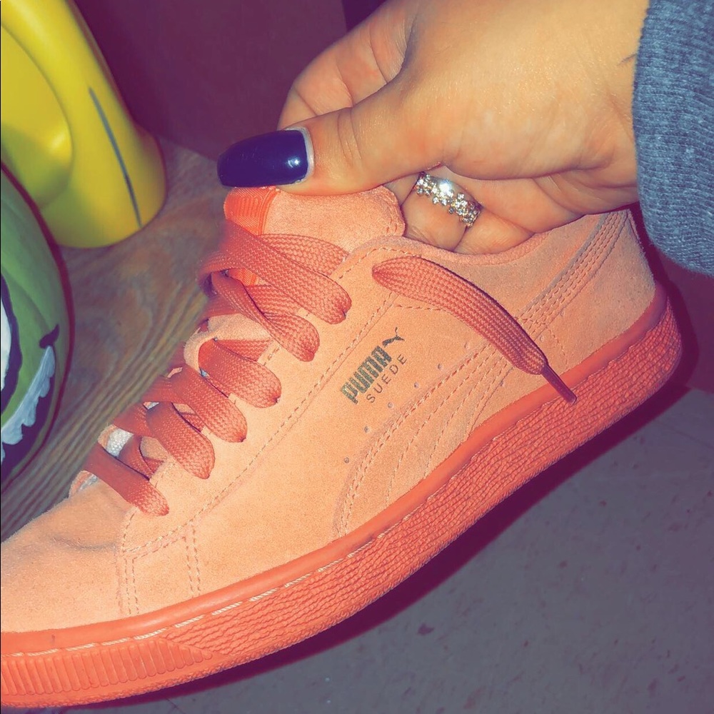 Pink Pumas